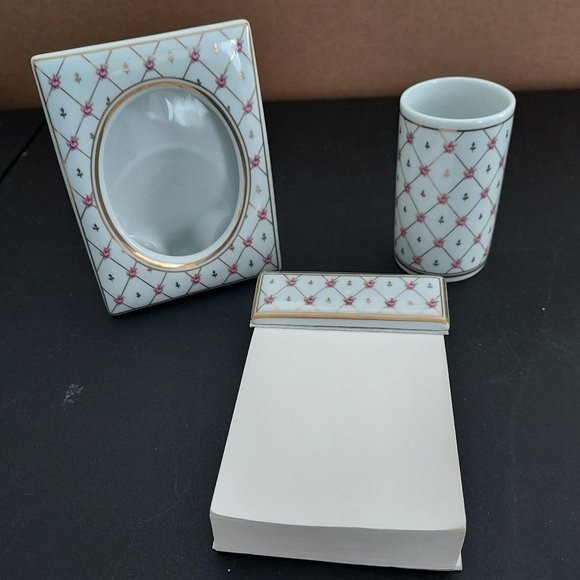 Otigari Other - Otagiri Japan Desk Set: Frame, Pencil/Pen Holder, Notepad